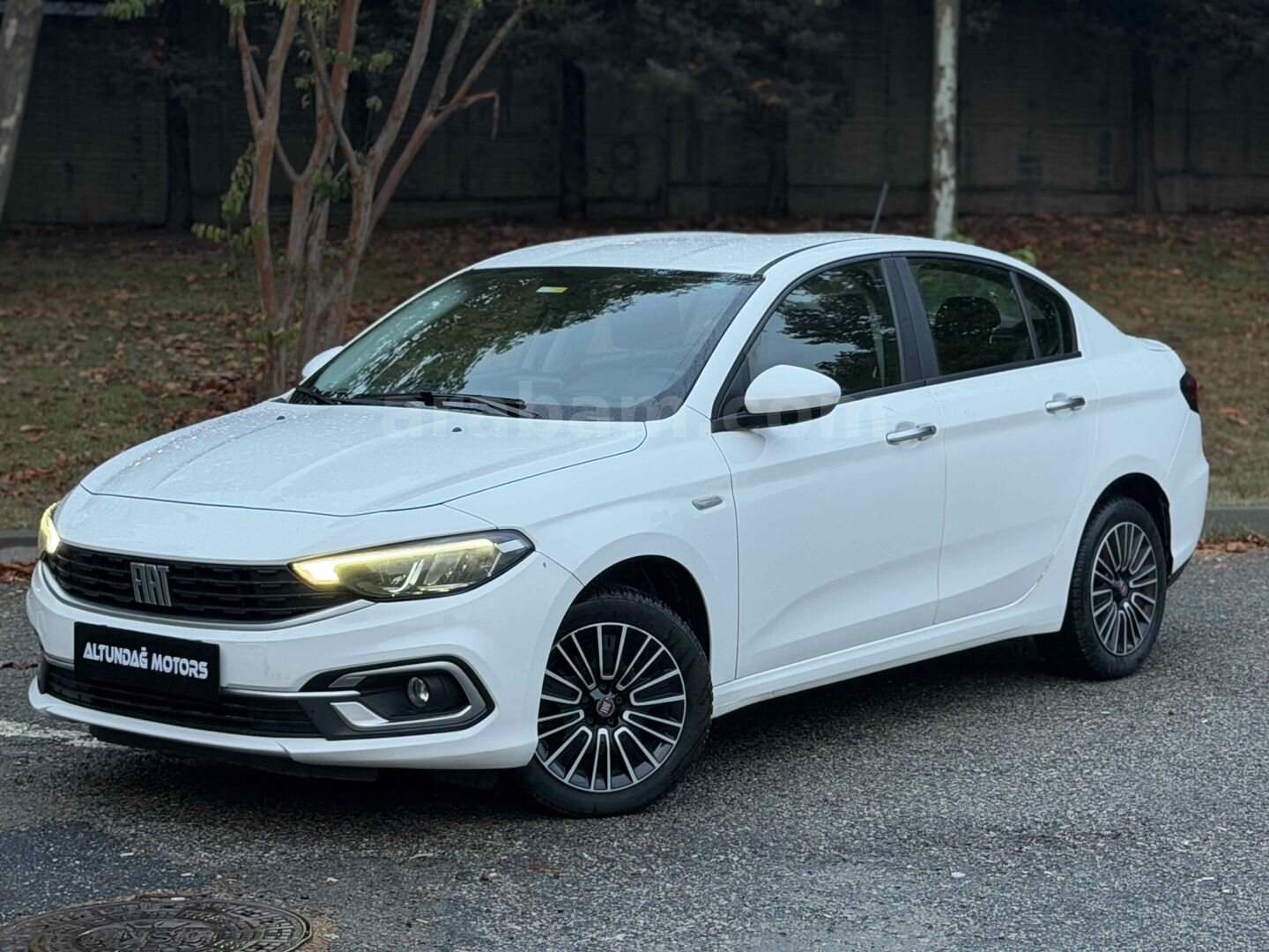 Galeriden Fiat Egea 1.6 Multijet Urban 2022 Model İstanbul 106.000 km Beyaz 1