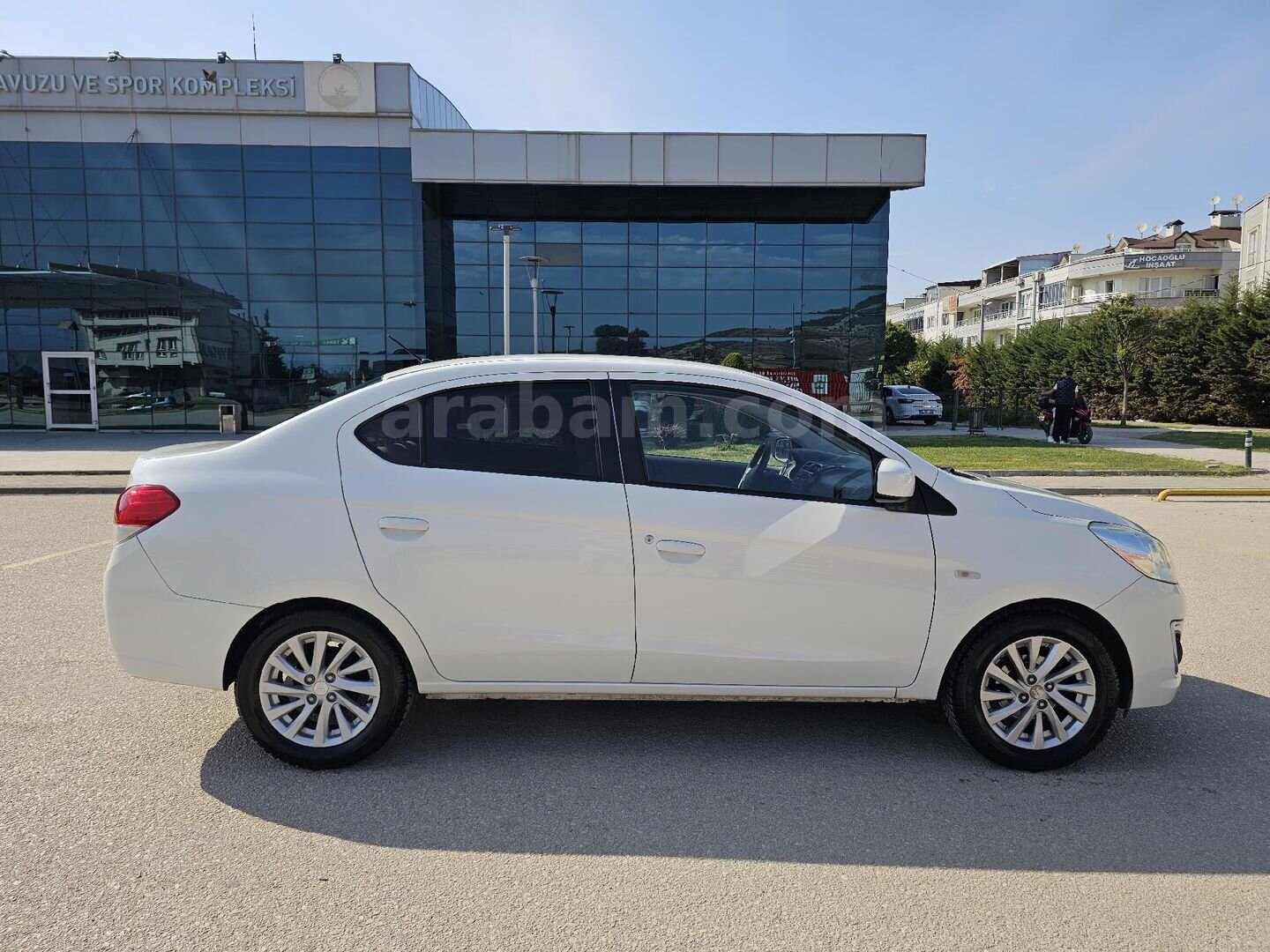 Sahibinden Mitsubishi Attrage 1.2 Intense 2015 Model Bursa 33.000 km Beyaz 6