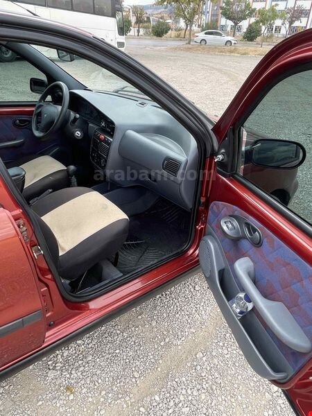 Galeriden Fiat Palio 1.4 EL 1999 Model Afyonkarahisar 270.000 km Bordo