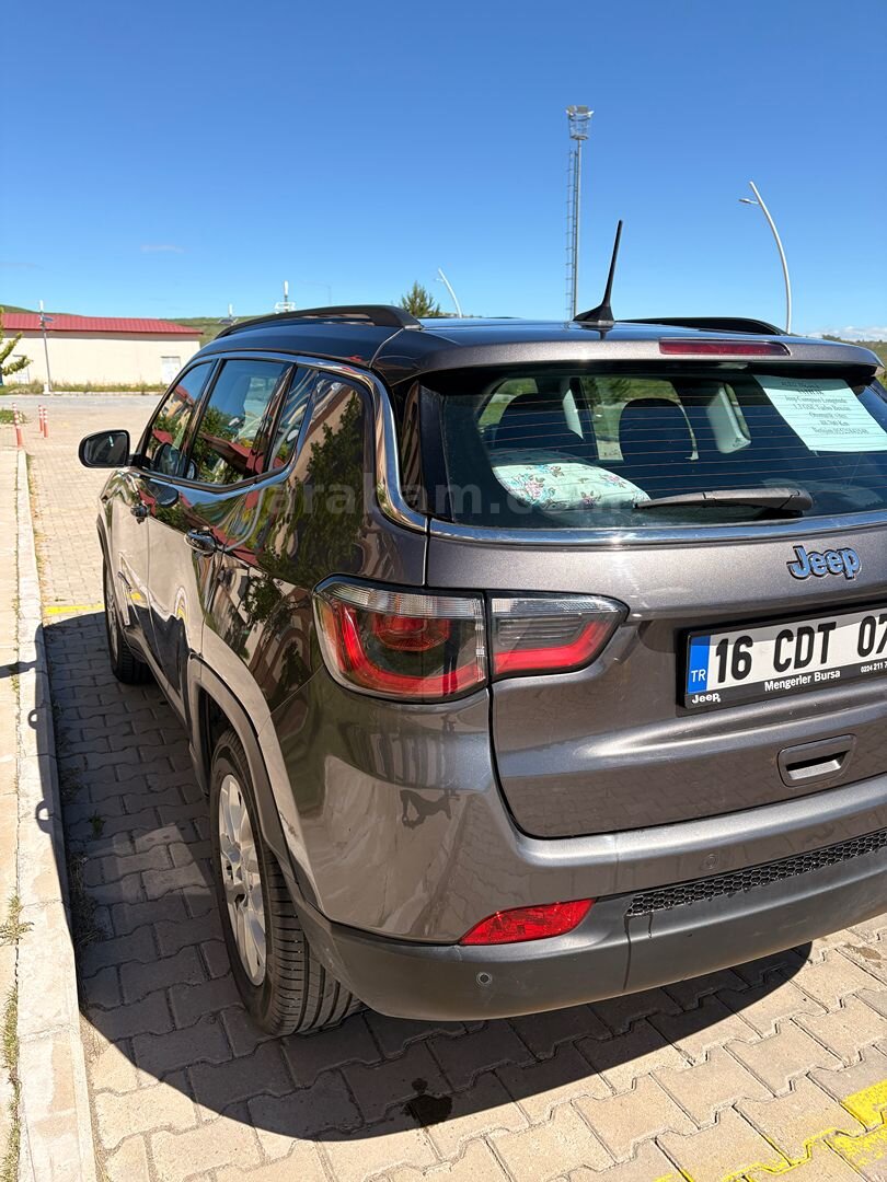Sahibinden Jeep Compass 1.3 Turbo Longitude 2020 Model 5