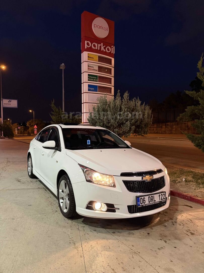 Sahibinden Chevrolet Cruze 1.6 Design Edition 2011 Model 2