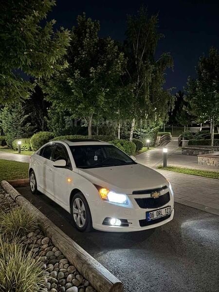 Sahibinden Chevrolet Cruze 1.6 Design Edition 2011 Model