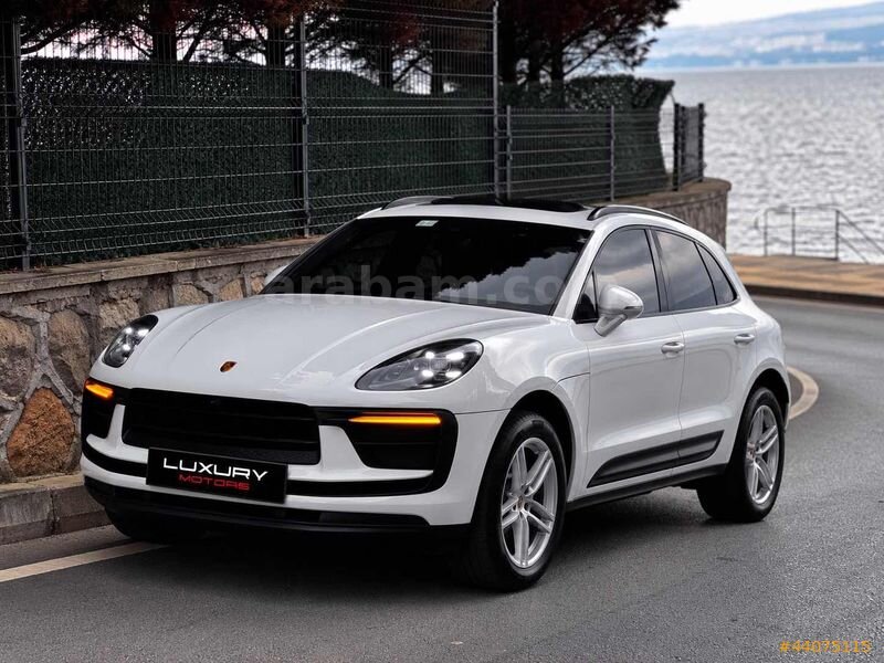 "LUXURY MOTORS"2022 PORSCHE MACAN 54.000KM BAYİİ HATASIZ