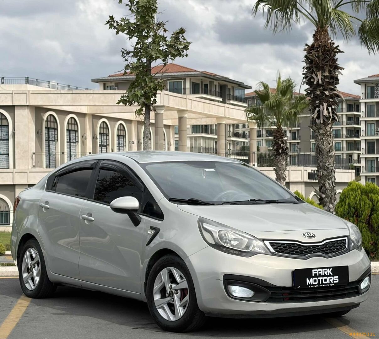 FARK MOTORS | 2013 KİA RİO MASRAFSIZ LPG BENZİN MANUEL LANSMAN 1