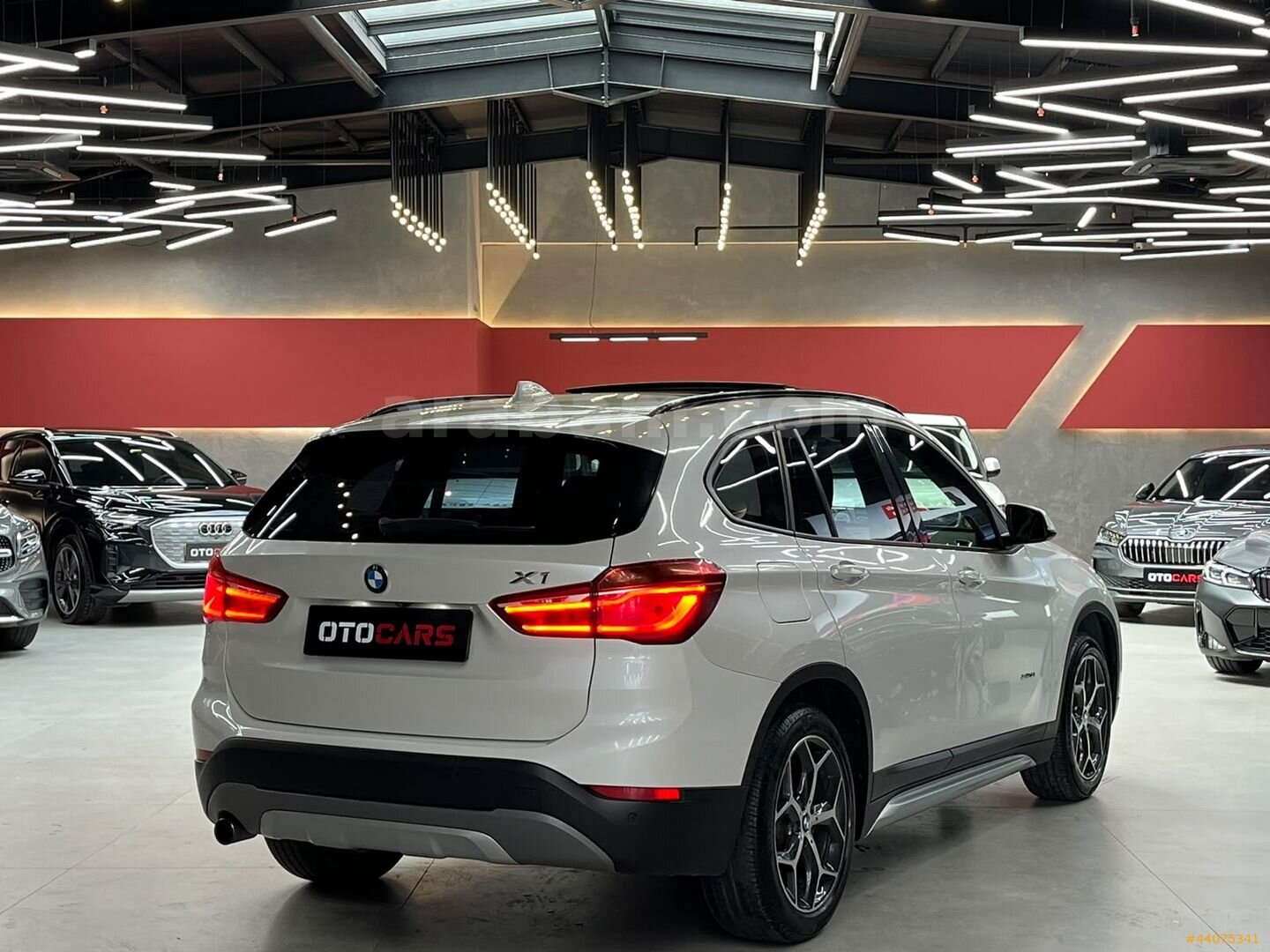 OTOCARS- 166 BİN'DE 2016 BMW X1 X-LİNE CAM TAVAN E.BAGAJ HATASIZ 7