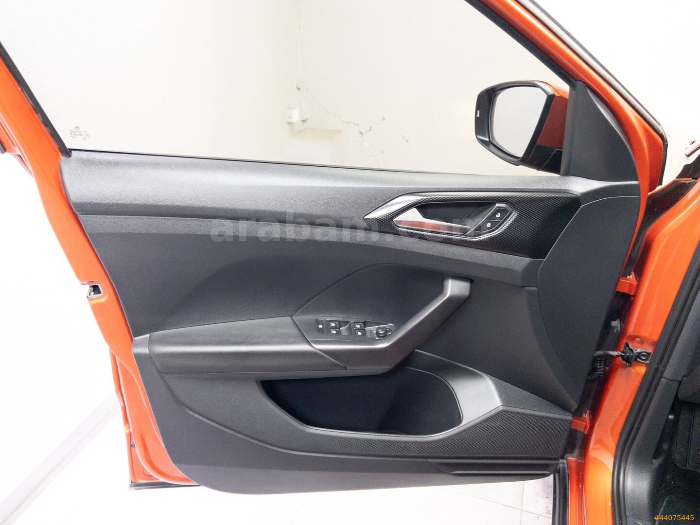 Galeriden Volkswagen T-Cross 1.0 TSI Life 2022 Model İzmir 55.626 km Turuncu 7