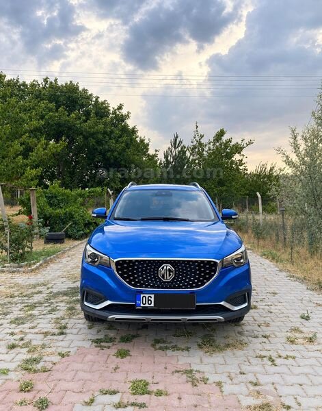 Sahibinden MG ZS EV Luxury 2022 Mart Trafiğe çıkışlı 76000 km Mavi