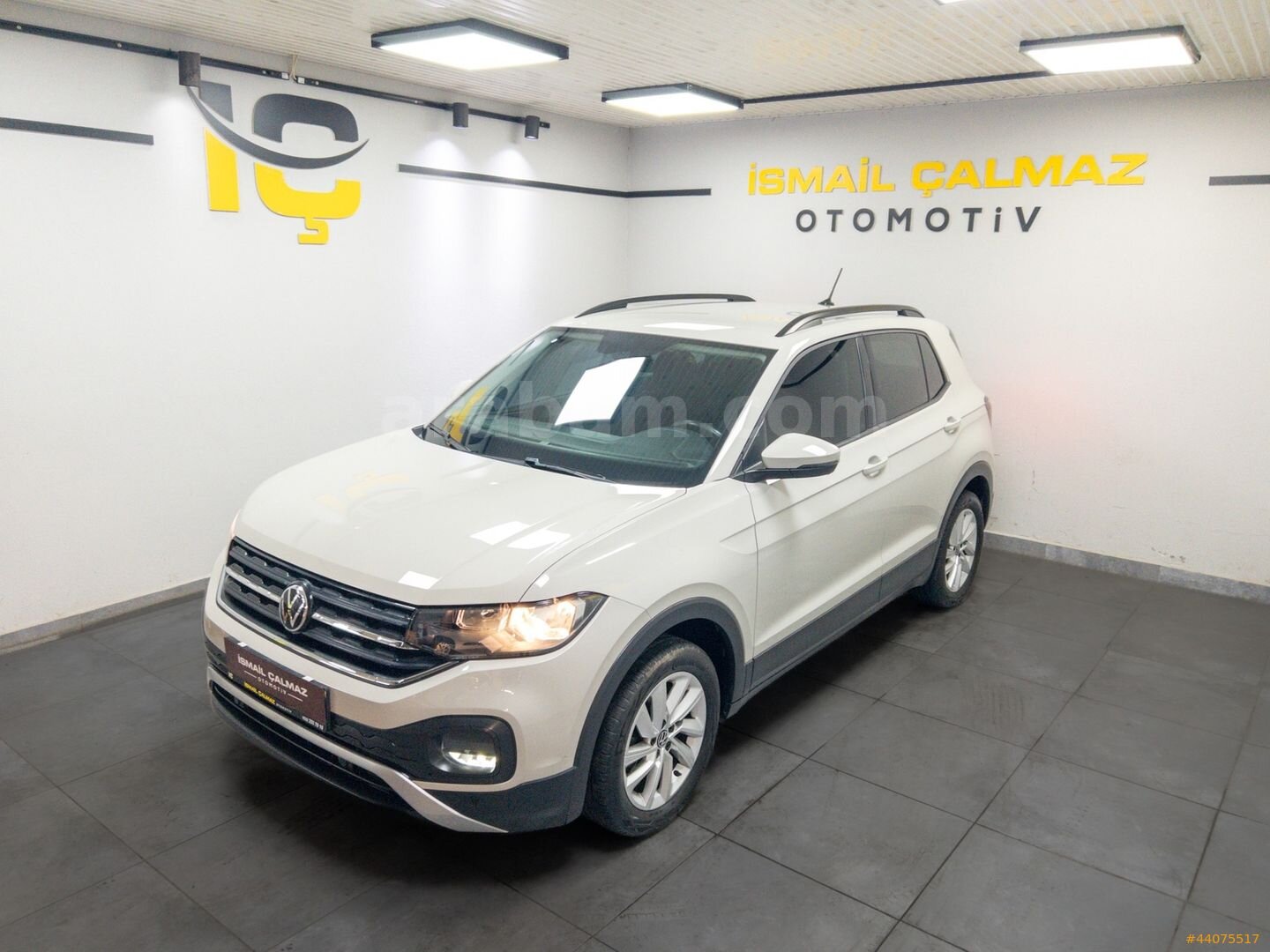 Galeriden Volkswagen T-Cross 1.0 TSI Life 2022 Model İzmir 46.498 km Gri 3