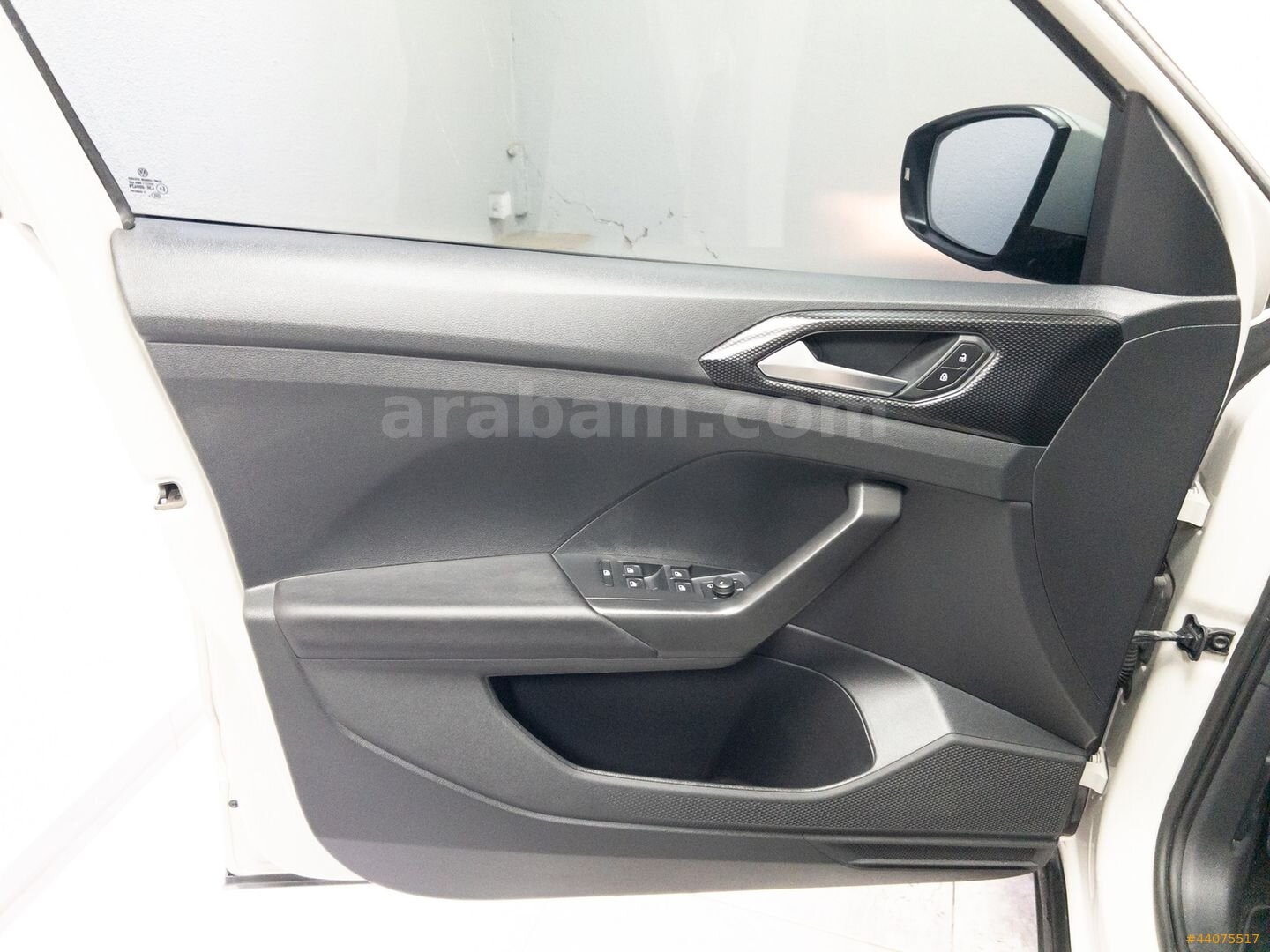 Galeriden Volkswagen T-Cross 1.0 TSI Life 2022 Model İzmir 46.498 km Gri 7