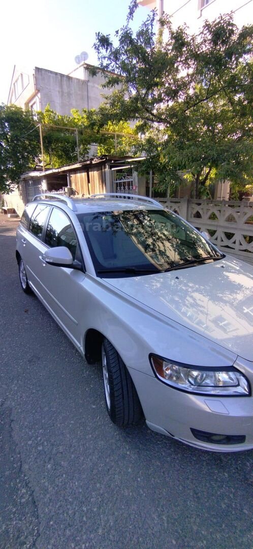 Sahibinden Volvo V50 1.6 D Premium 2011 Model Tekirdağ 277.000 km Beyaz 7
