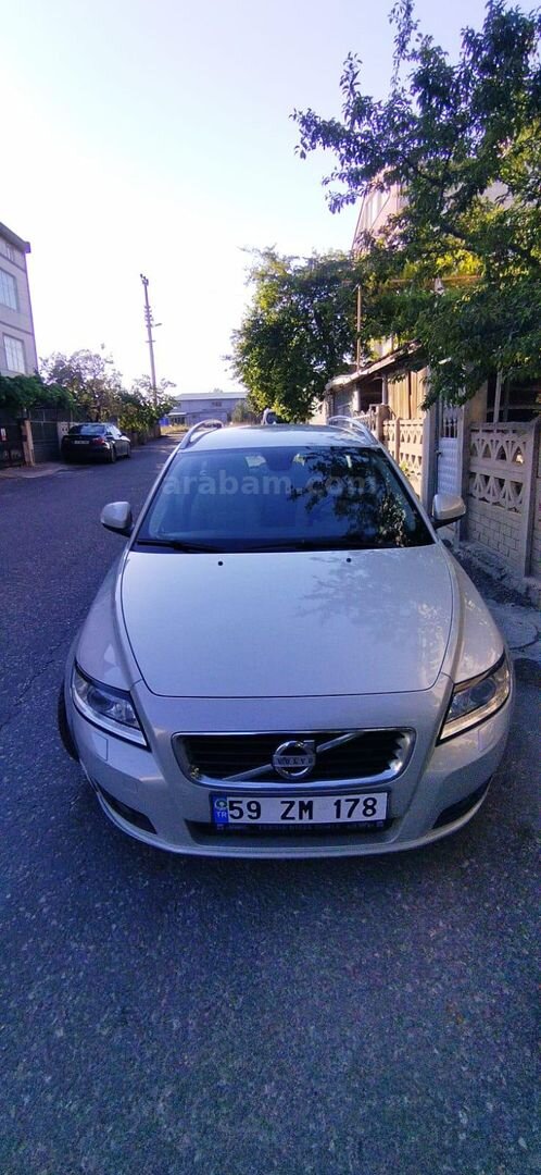 Sahibinden Volvo V50 1.6 D Premium 2011 Model Tekirdağ 277.000 km Beyaz 1