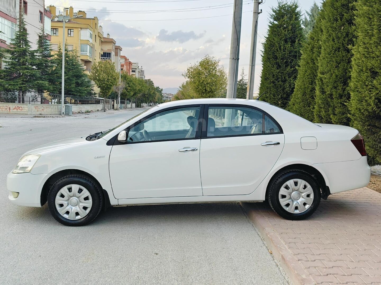 Galeriden Geely FC 1.5 GSL 2012 Model Konya 15.000 km Beyaz 6