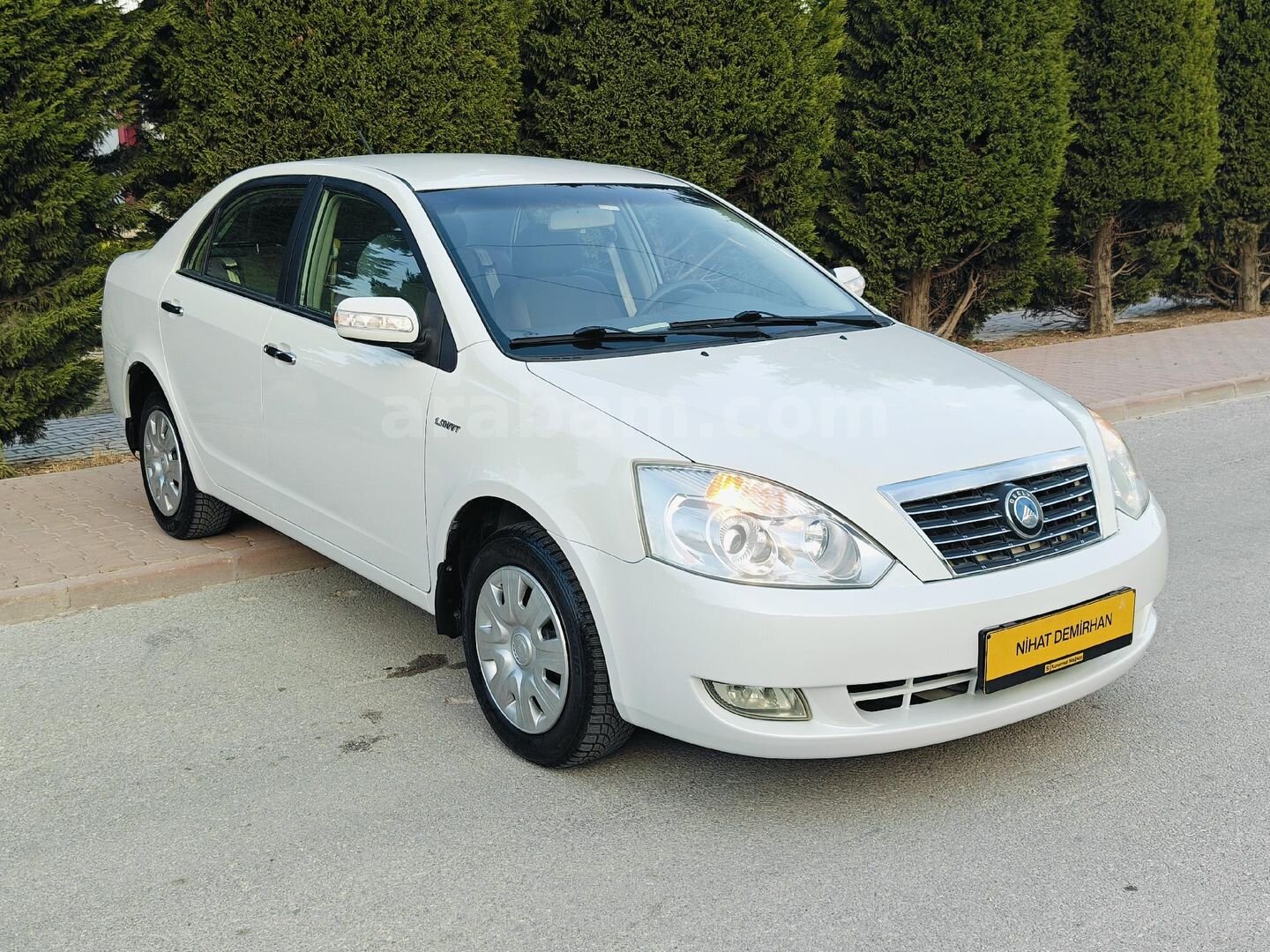 Galeriden Geely FC 1.5 GSL 2012 Model Konya 15.000 km Beyaz 3