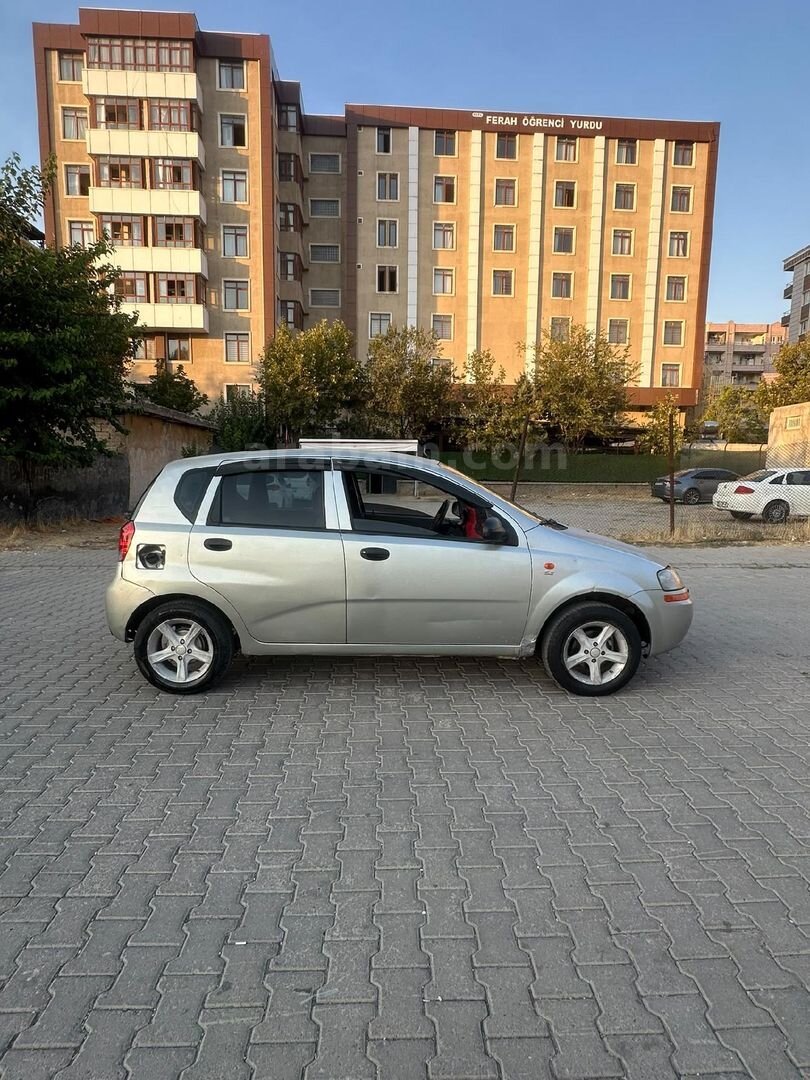 Galeriden Chevrolet Kalos 1.2 S 2004 Model Batman 4