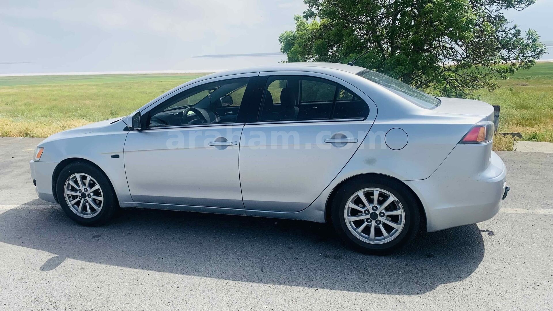 Sahibinden Mitsubishi Lancer 1.6 Invite 2011 Model Ankara 295.000 km Gri (Gümüş) 2