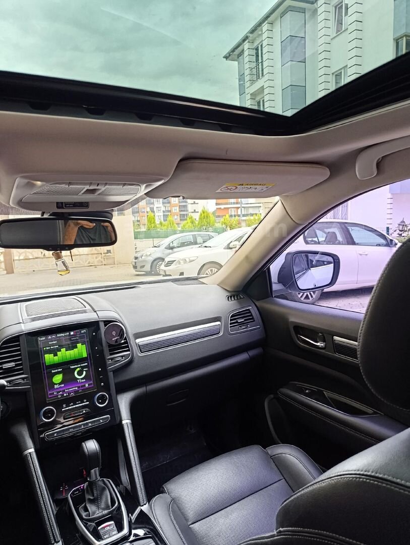 Sahibinden Renault Koleos 1.3 TCe Icon 2023 Model 79.000 km Beyaz 3