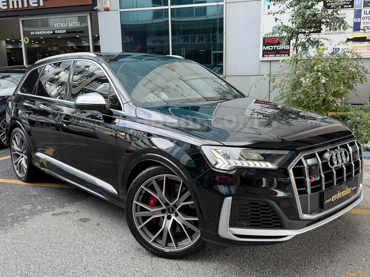 ERDEMLER'DEN 2020 SQ7 4.0 TDI 435HP QUATTRO BOYASIZ KUSURSUZ FUL 3