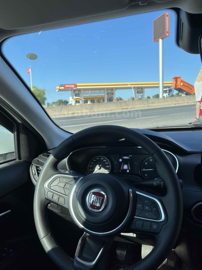 Sahibinden Fiat Egea Cross 1.4 Fire Urban 2024 Model 18.500 km Beyaz 6