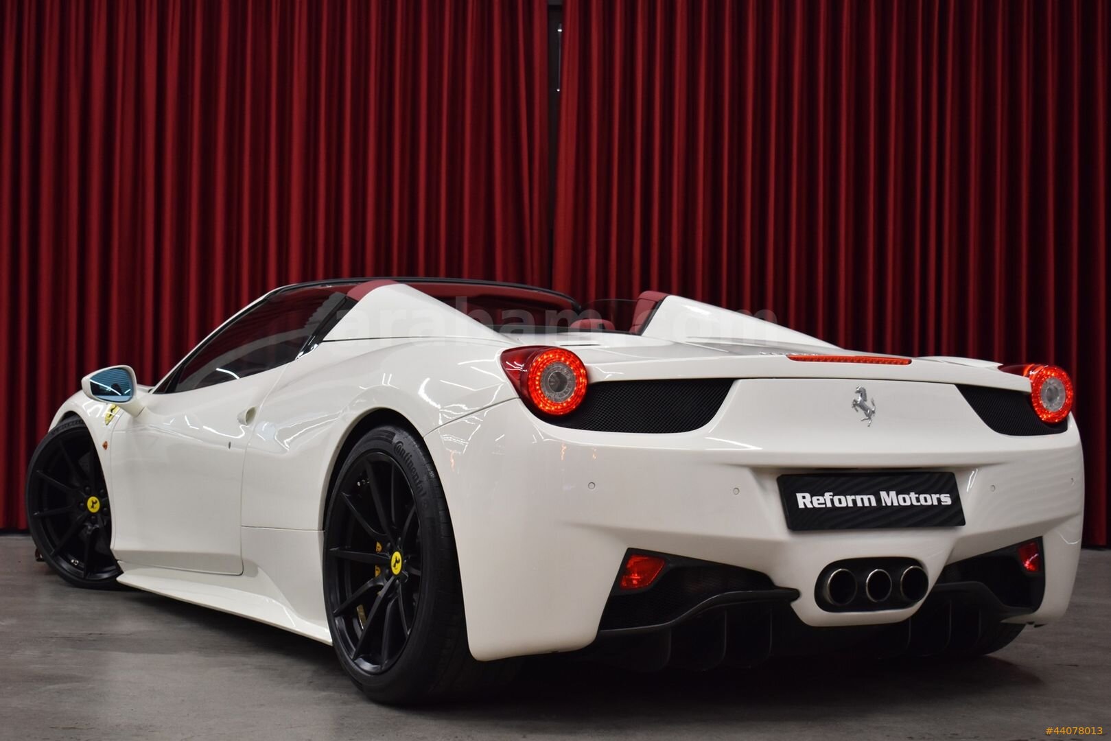 Galeriden Ferrari 458 Spider 2012 Model İstanbul 36.700 km Beyaz 2