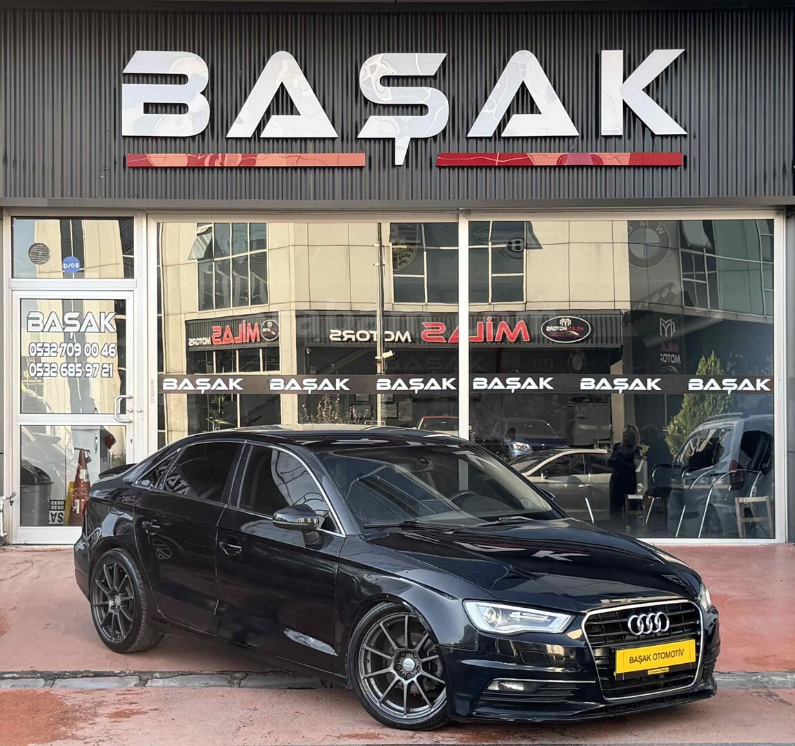 Galeriden Audi A3 Sedan 1.6 TDI Attraction 2013 Model İstanbul 105.000 km Siyah 3