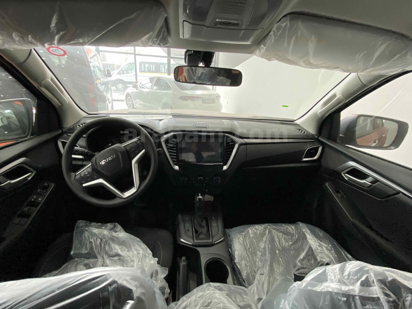 Sahibinden Isuzu D-Max 1.9 D 4x2 V-Life 2023 Model KM 7
