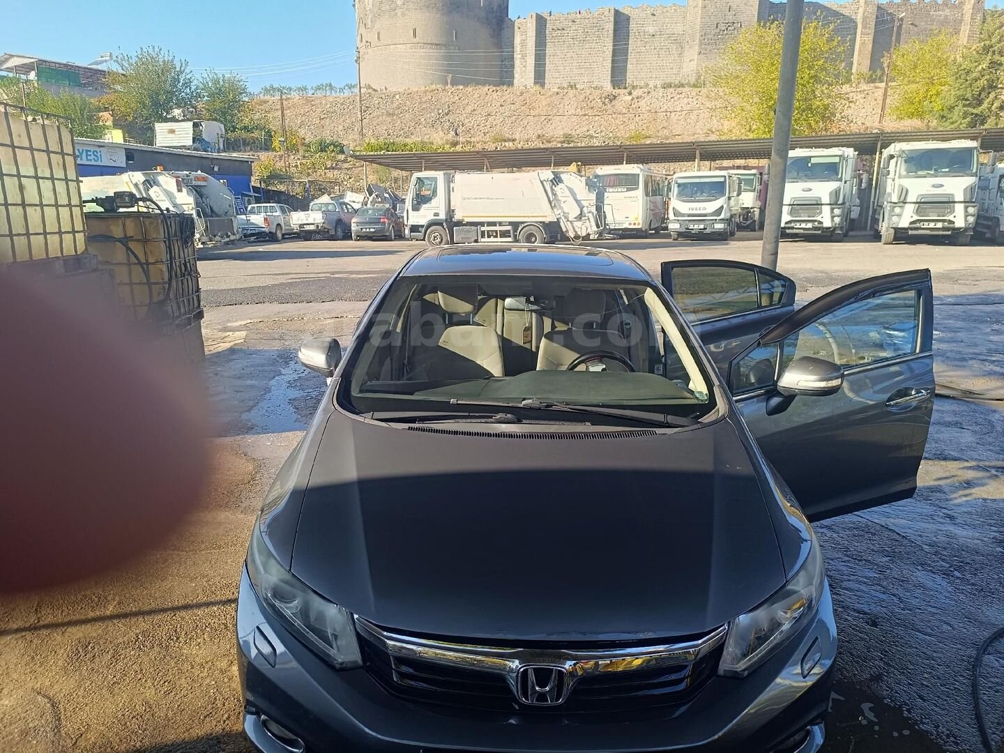Sahibinden Honda Civic 1.6 Dream 2013 Model 257.000 km Füme 3