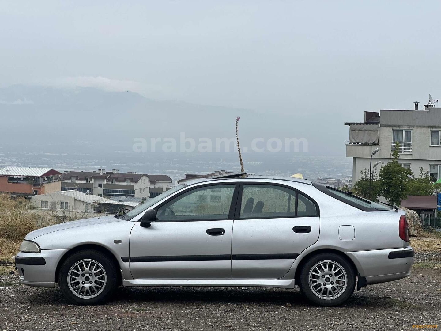 Galeriden Mitsubishi Carisma 1.6 Avance 2001 Model Bursa 328.000 km Gri 7