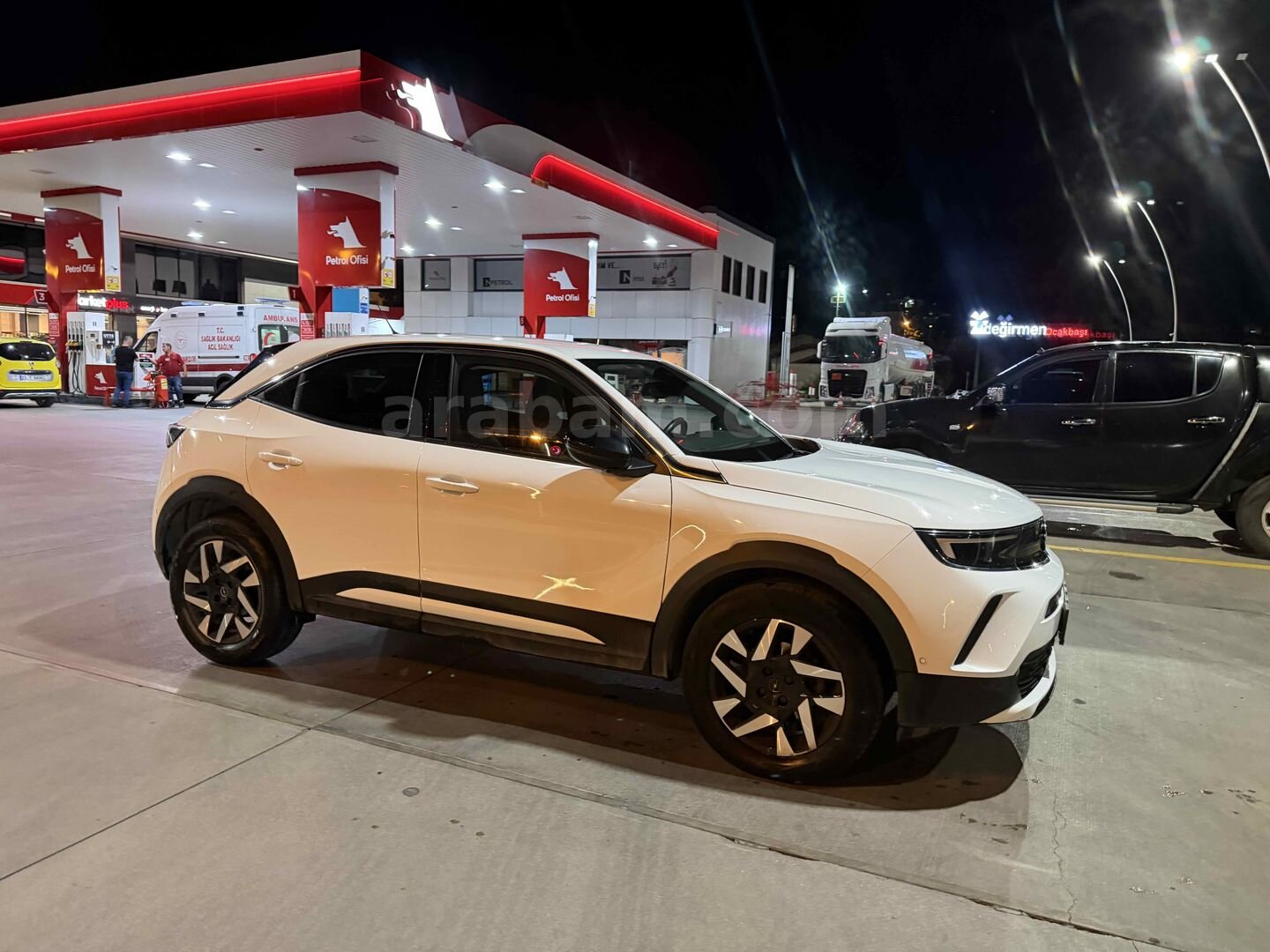 Doktordan satılık servis bakımlı garantili düşük km Opel Mokka 2