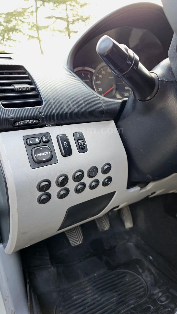 BAKIMLARI YENİ Sahibinden Mitsubishi L 200 4x4 Instyle 178 BG'lik 2013 Model 257.000 km 7