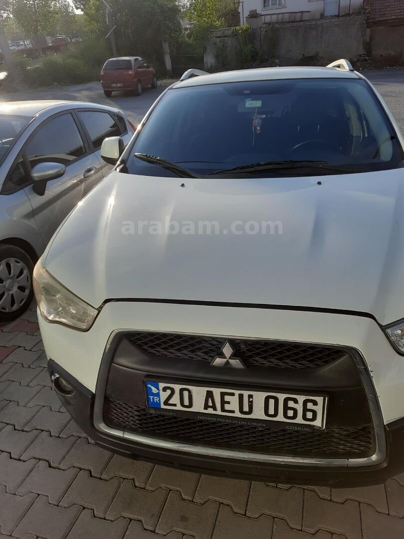 Sahibinden Mitsubishi ASX 1.6 MIVEC Intense 2011 Model 270.000 km Beyaz 7