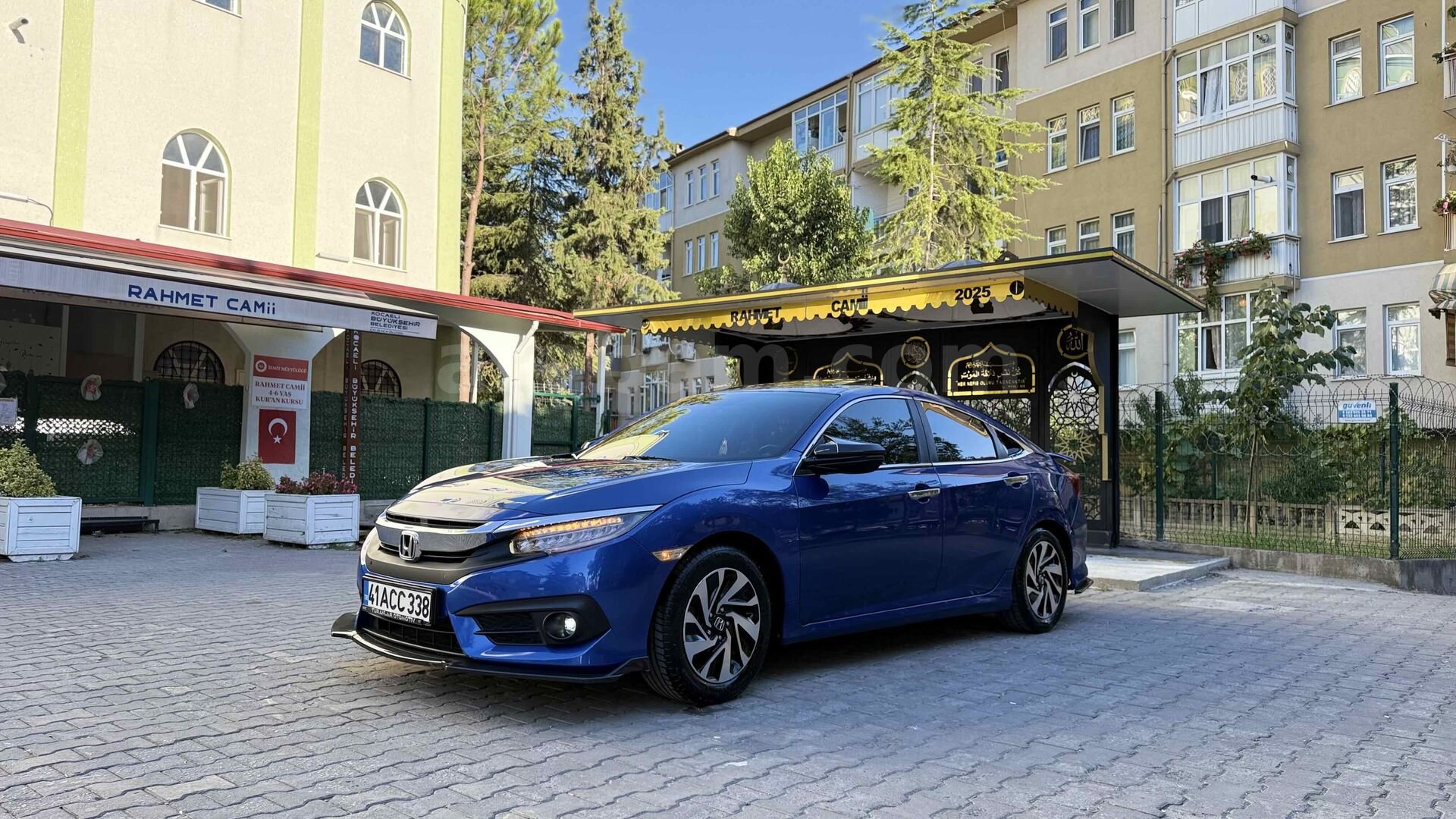 TEMİZ KULLANILMIŞ MAVİ 2019 MODEL 2