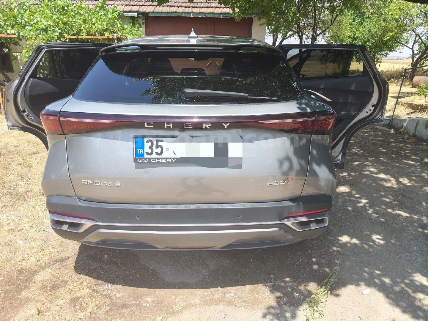Sahibinden Chery Omoda 5 1.6 T-GDI Comfort 2024 Model İzmir 30.400 km Gri (Gümüş) 2