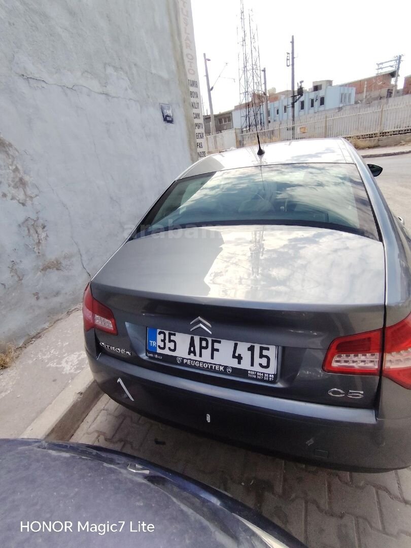 Sahibinden Citroen C5 1.6 HDi SX 2009 Model 3