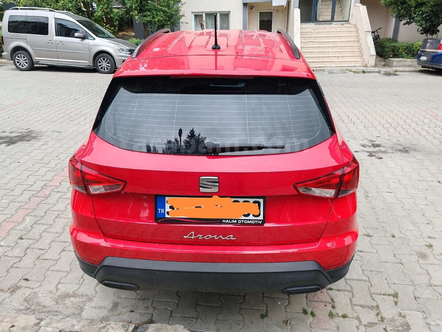 Sahibinden Seat Arona 1.0 EcoTSI Style 2022 Model İstanbul 47.000 km Kırmızı 2