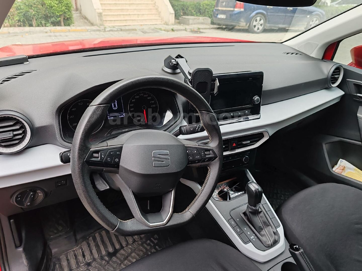 Sahibinden Seat Arona 1.0 EcoTSI Style 2022 Model İstanbul 47.000 km Kırmızı 7