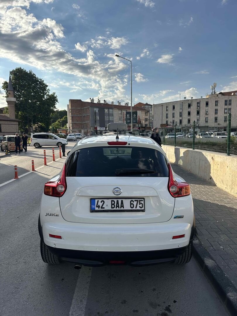 ACİLL Sahibinden Nissan Juke 1.5 dCi Platinum 2012 Model Beyaz 4