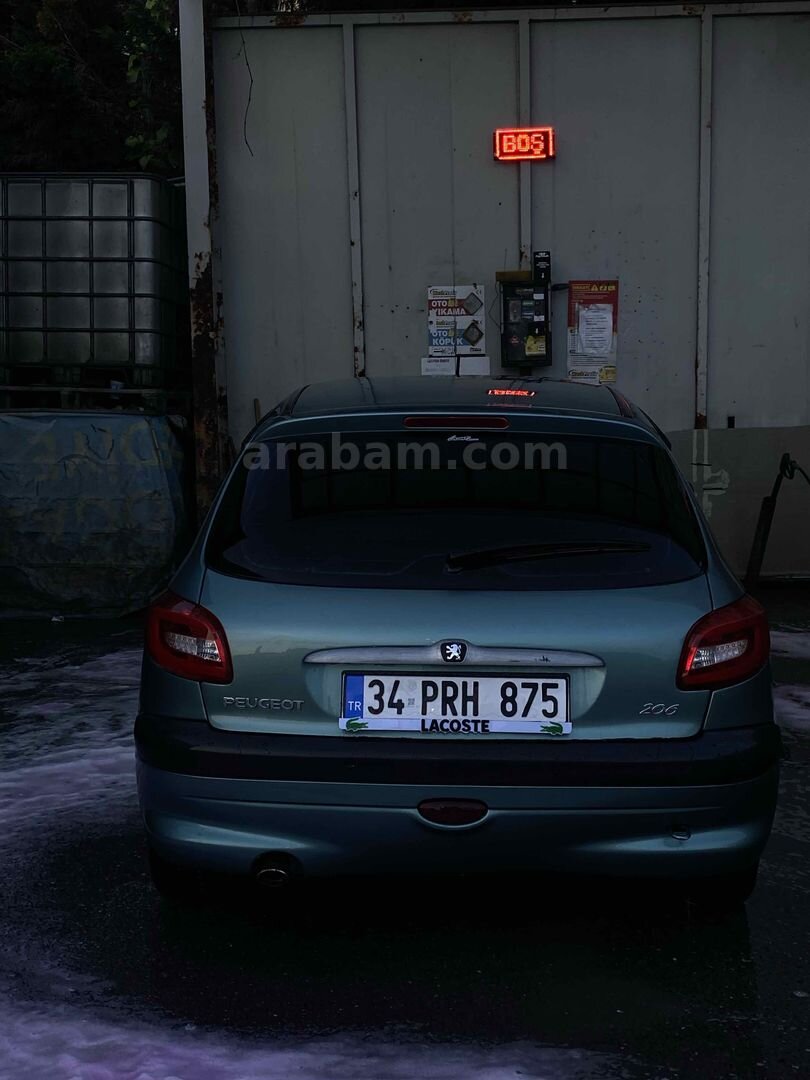 Sahibinden Peugeot 206 1.4 XR 2000 Model 202.000 km Yeşil 4