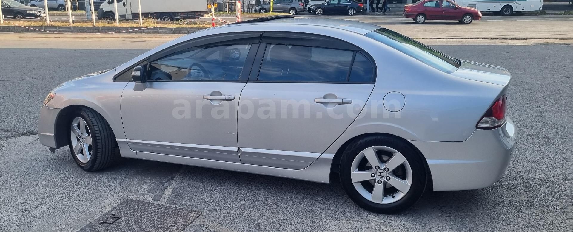 Sahibinden Honda Civic 1.6i VTEC Elegance 2011 Model 6