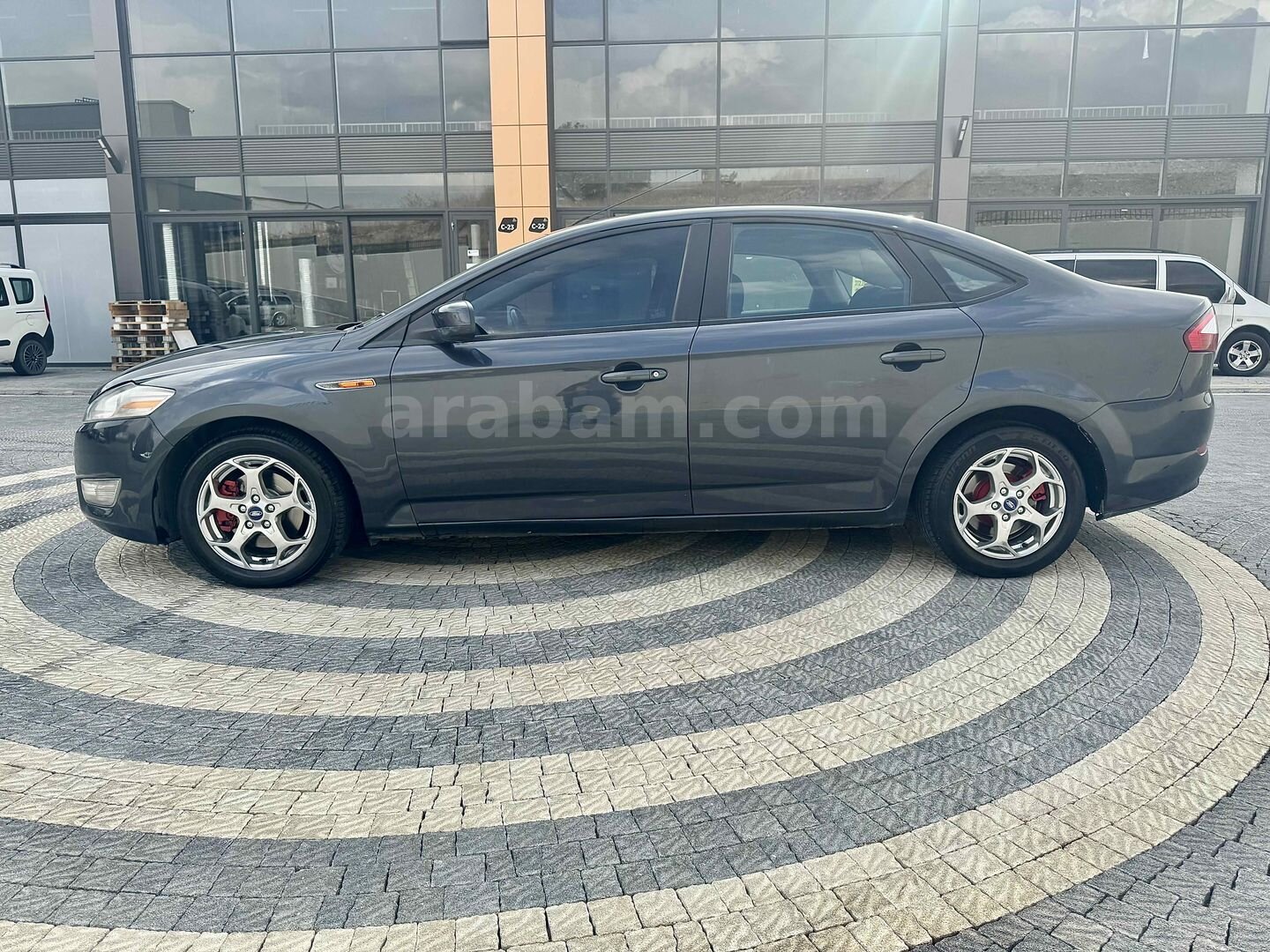 Galeriden Ford Mondeo 2.0 TDCi Trend 2008 Model Ankara 413.000 km Füme 4