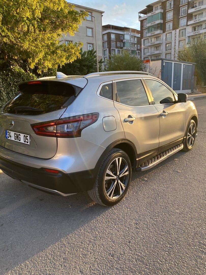 Sahibinden Nissan Qashqai 1.3 DIG-T Sky Pack Plus 2021 Model 3