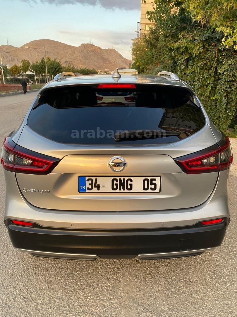 Sahibinden Nissan Qashqai 1.3 DIG-T Sky Pack Plus 2021 Model 5
