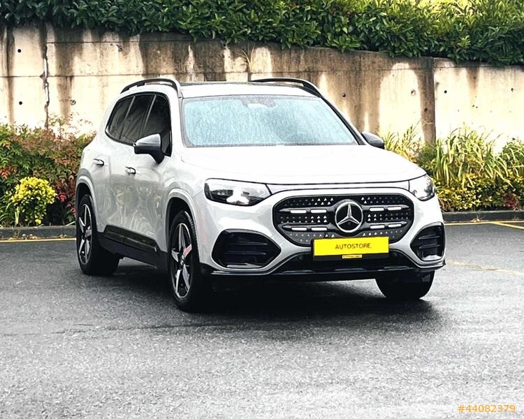 AUTOSTORE 2026 MERCEDES GLB 200AMG+ GECE PAKETİ Burmester%20KDV