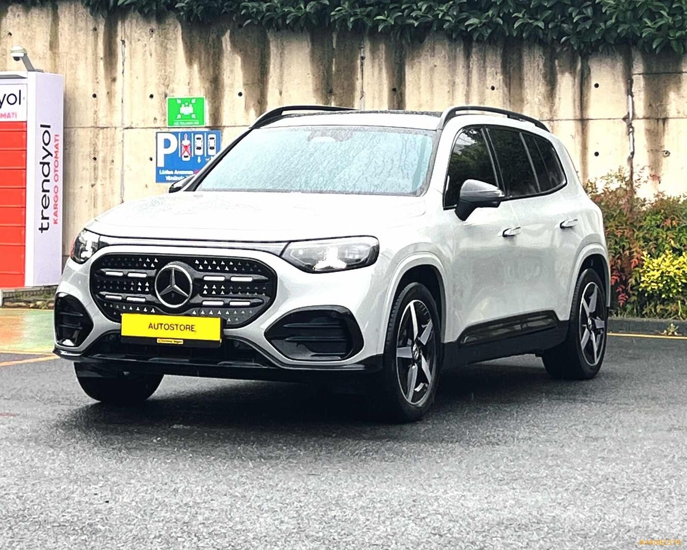 AUTOSTORE 2026 MERCEDES GLB 200AMG+ GECE PAKETİ Burmester%20KDV 3