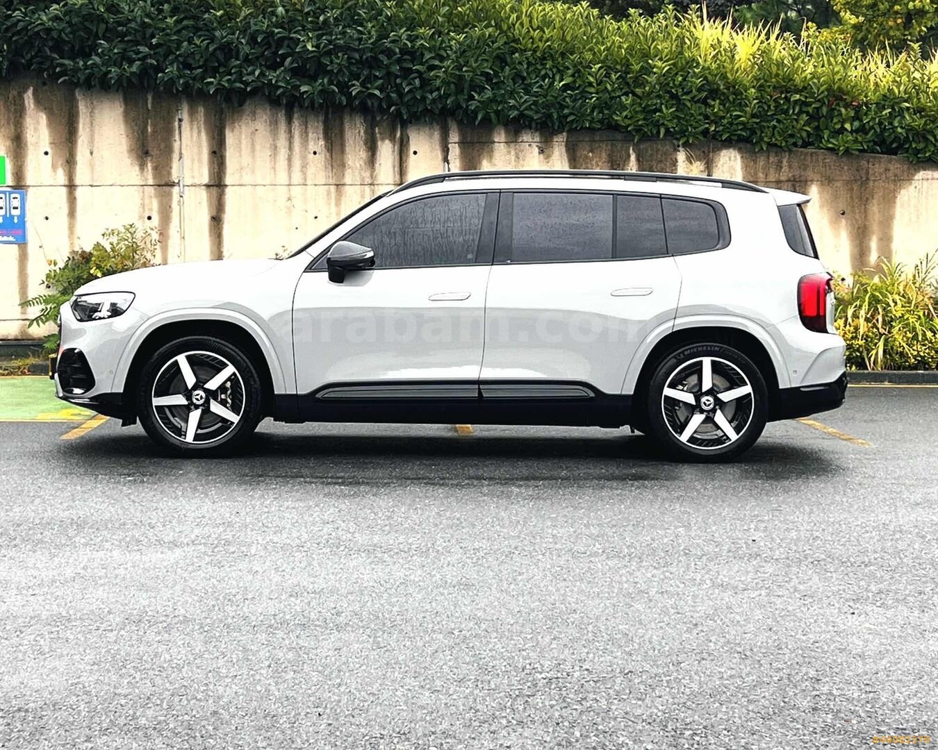 AUTOSTORE 2026 MERCEDES GLB 200AMG+ GECE PAKETİ Burmester%20KDV 4