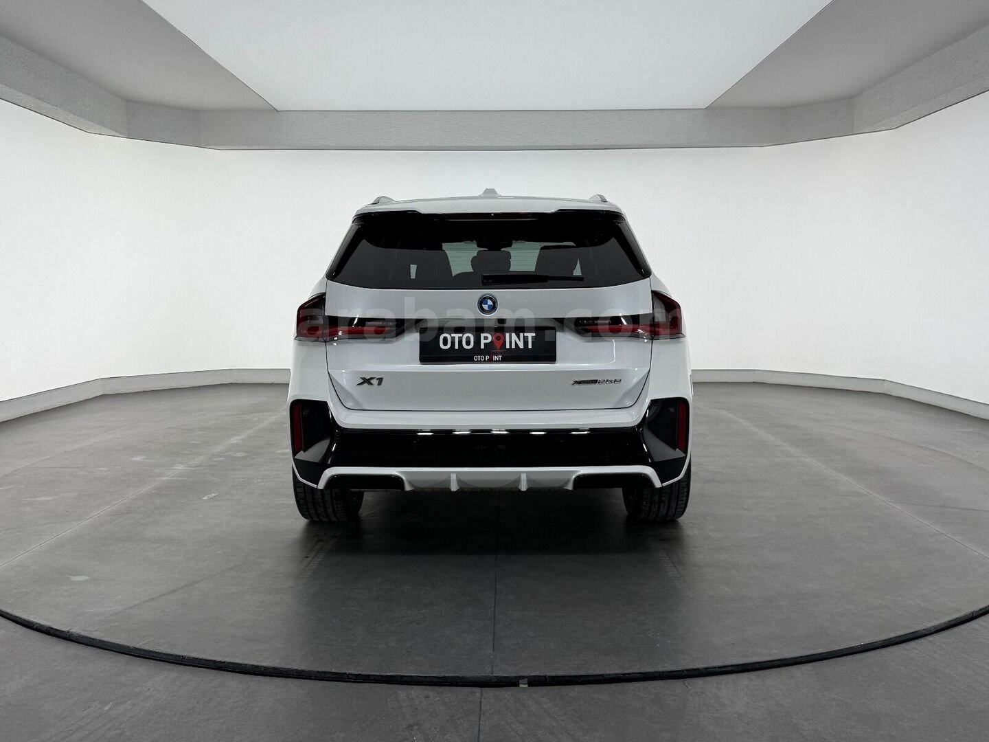 otomobil BMW X1 1.5 xDrive 25e M Sport 5