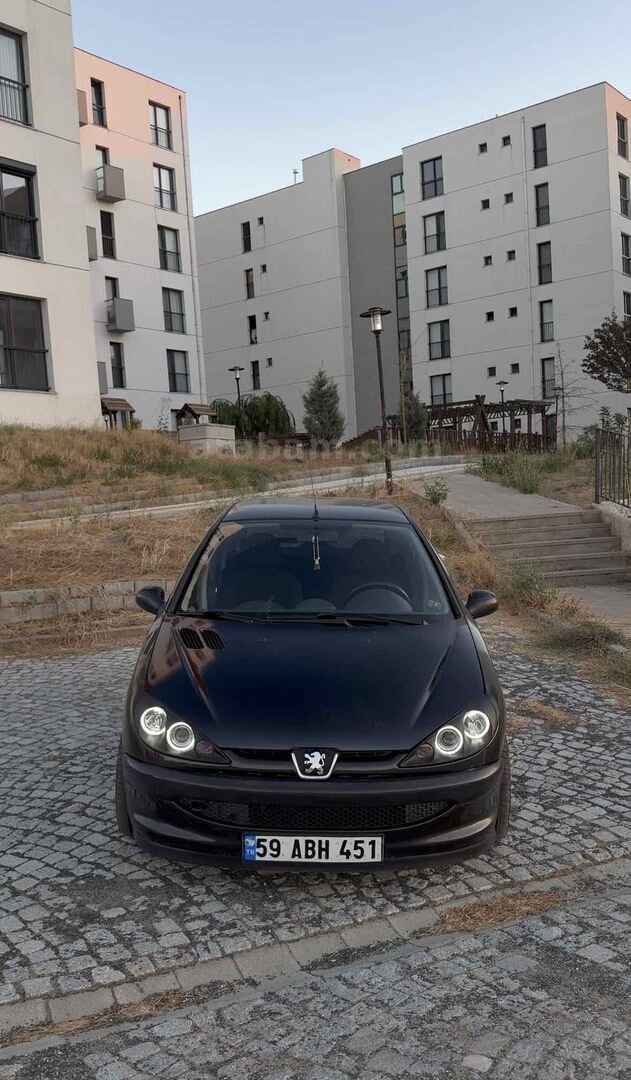 Sahibinden Peugeot 206 1.4 Feline 2005 Model 2