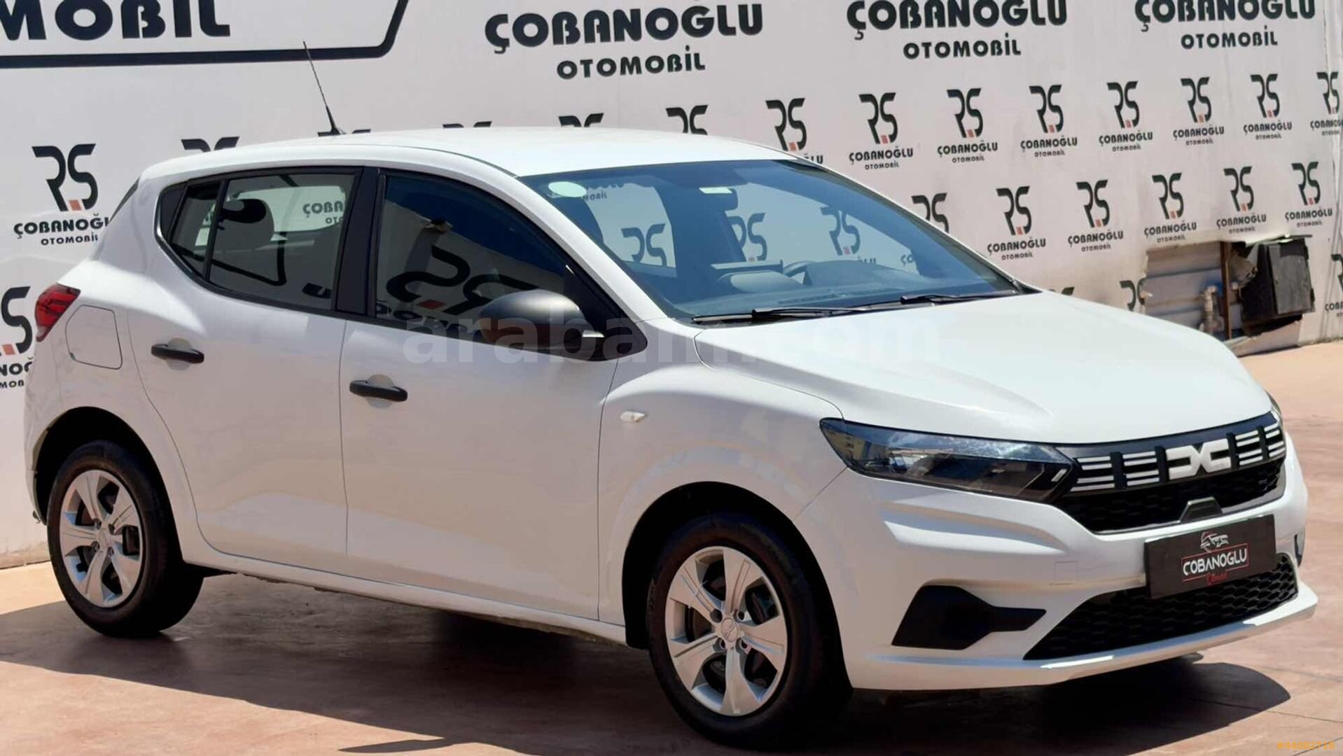 ÇOBANOĞLUN DAN SANDERO BOYASIZ OTOMATİK K.KARTINA 12T 88.000 KM 3