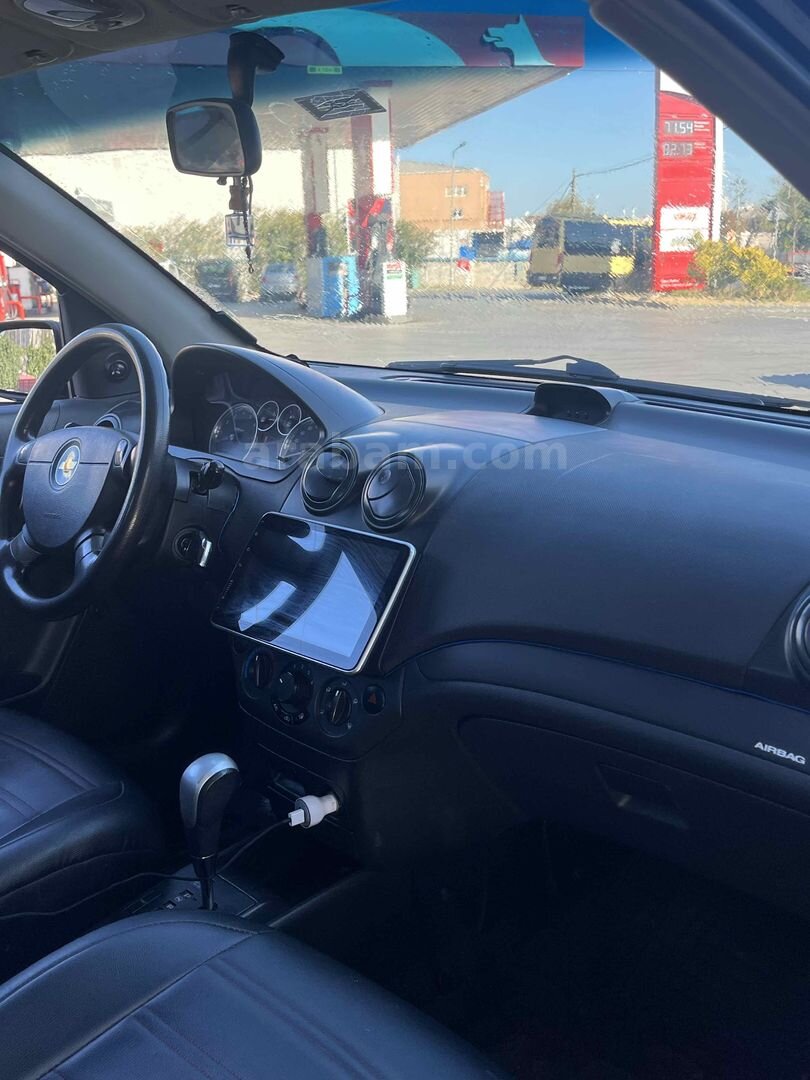 Sahibinden Chevrolet Aveo 1.4 SE 2010 Model İstanbul 171.000 km Siyah 7