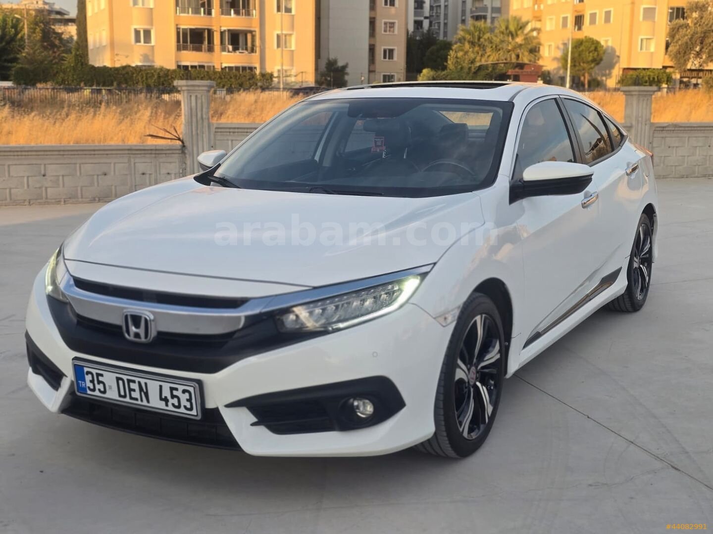 2019 ÇIKIŞLI SERVİS BAKIMLI DÜŞÜK KM EMSALSİZ TEMİZLİKTE 2