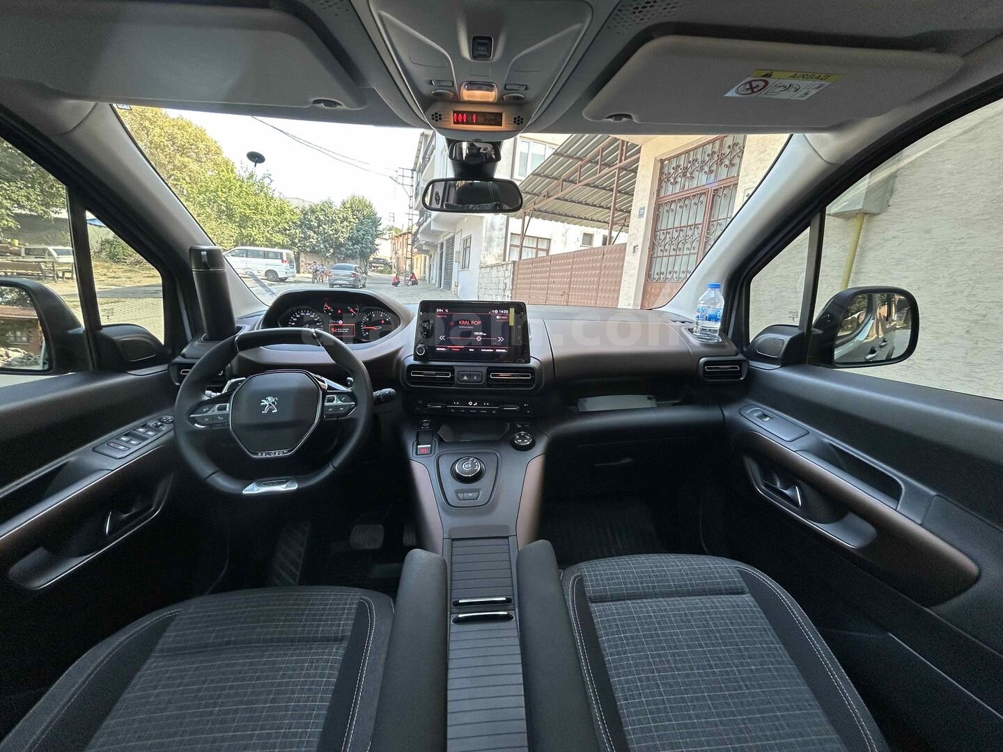 Sahibinden Peugeot Rifter 1.5 BlueHDI GT 2023 Model Bursa 17.400 km Gri 5